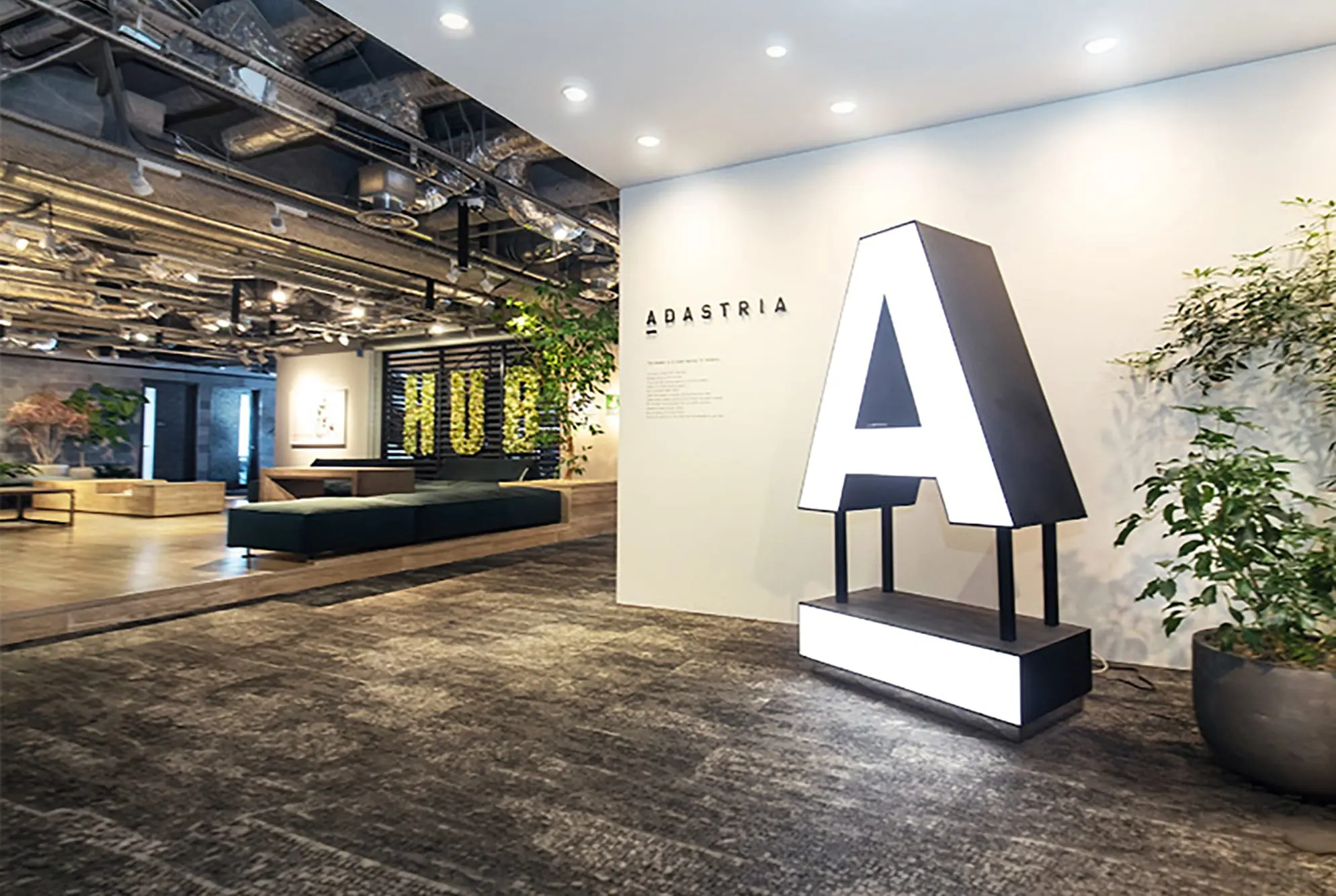 株式会社アダストリア様